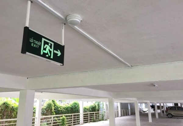 Quy định lắp đặt đèn Exit